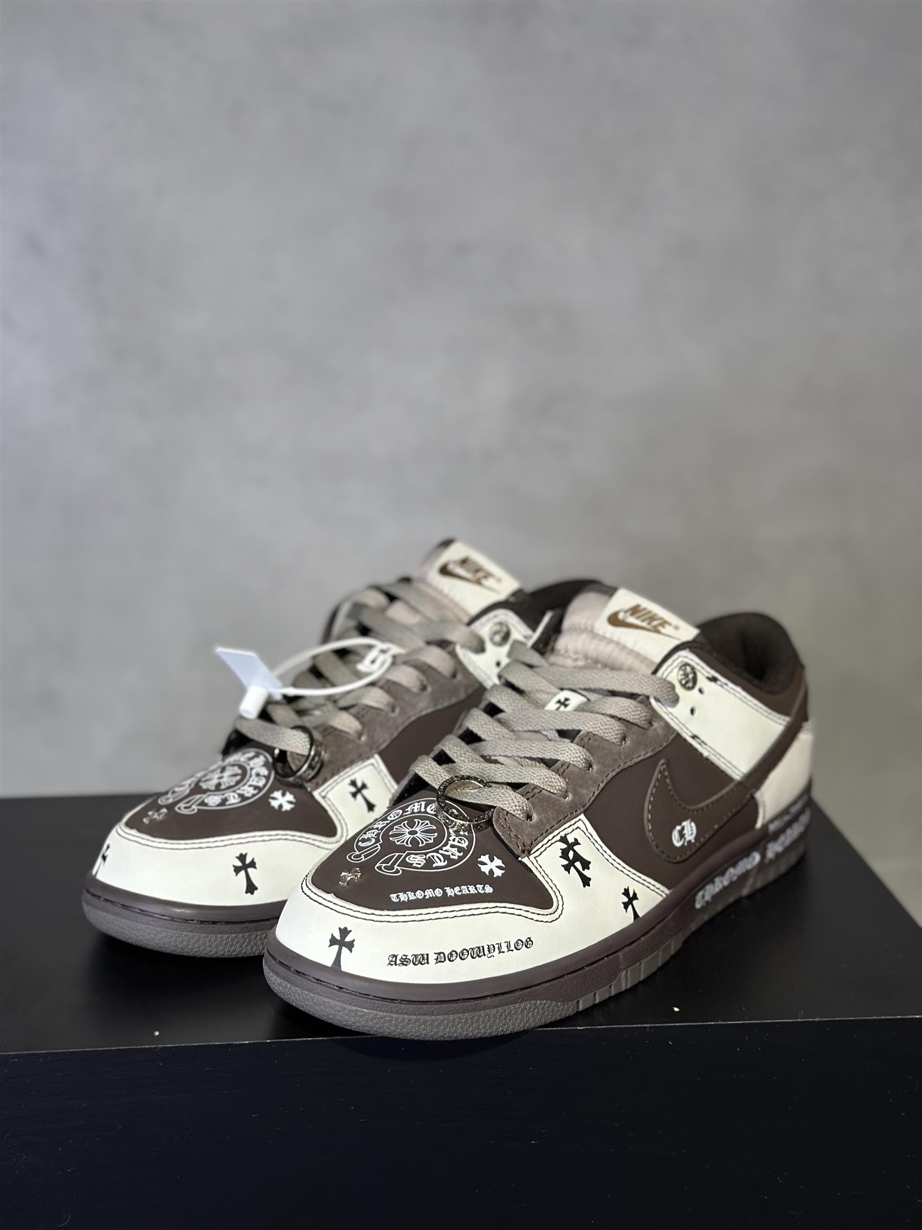 Nike Dunk Low CHrome Hearts